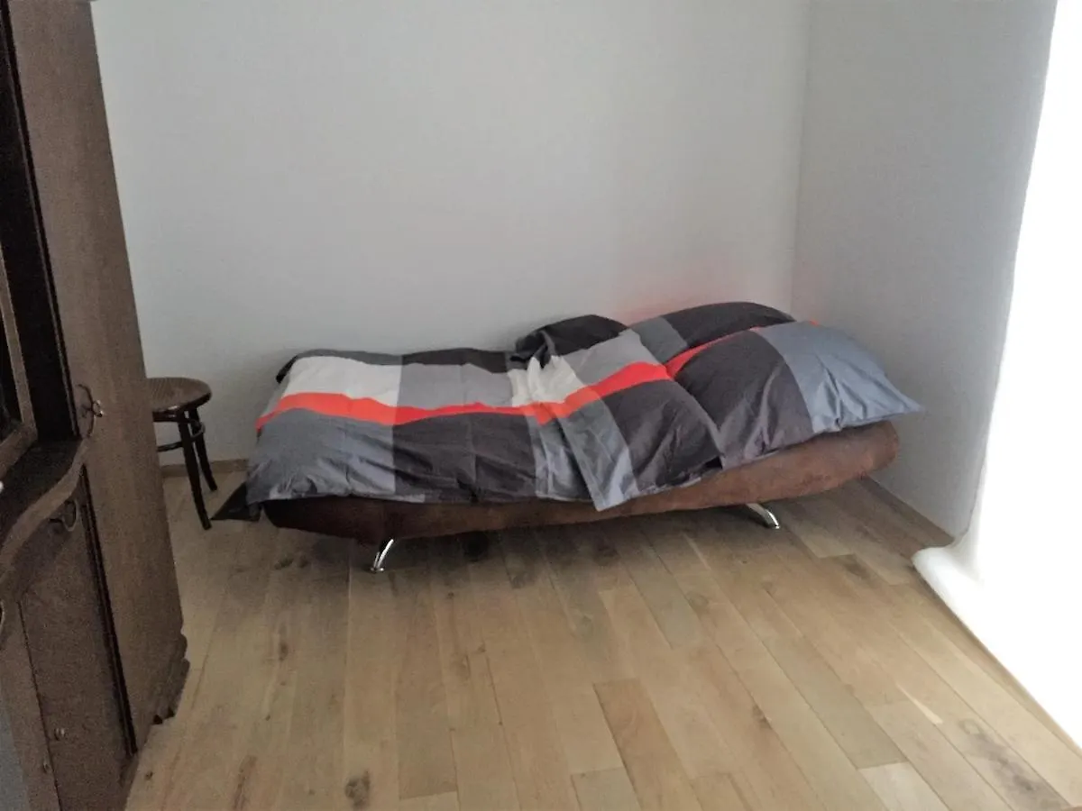 Moderne 3 Zimmer Wohnung Mit Separatem Eingang Hanôver 0*,  Alemanha