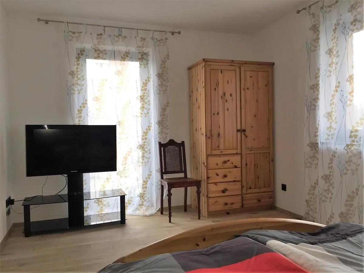 Moderne 3 Zimmer Wohnung Mit Separatem Eingang Hannover Daire